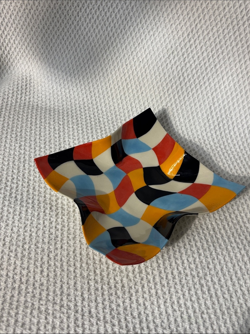AMI LIKE MIAMI Multi Use Colorful Wavy Pattern Ceramic Trinket Dish NEW